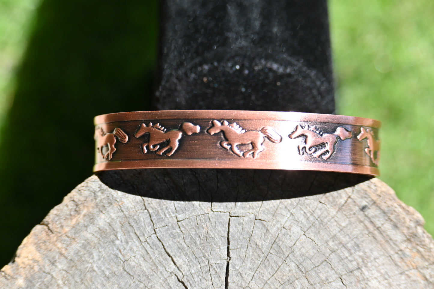51. The Sawyer - Horse Indented texture Copper Band